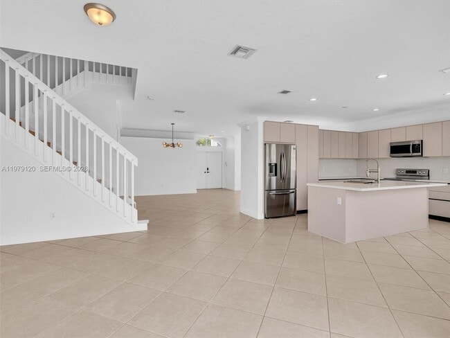 Building Photo - 15363 NW 14th Rd