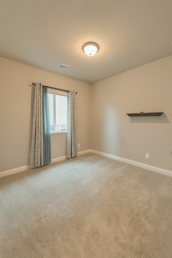 Building Photo - 10292 River Oaks Dr