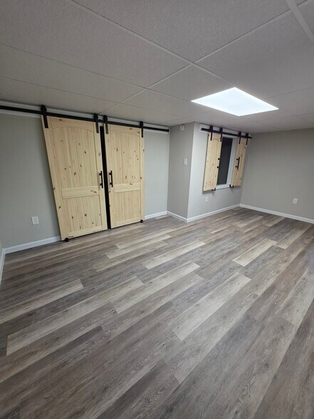Building Photo - 1110 Pines Rd