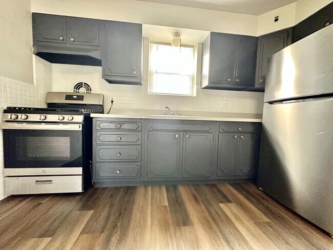 Building Photo - 2911 Lemay Ferry Rd