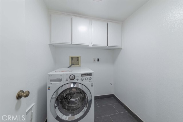 Building Photo - 14 Peartree Ln