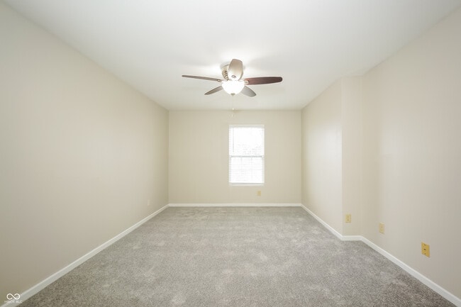 Building Photo - 1330 Central Park Dr