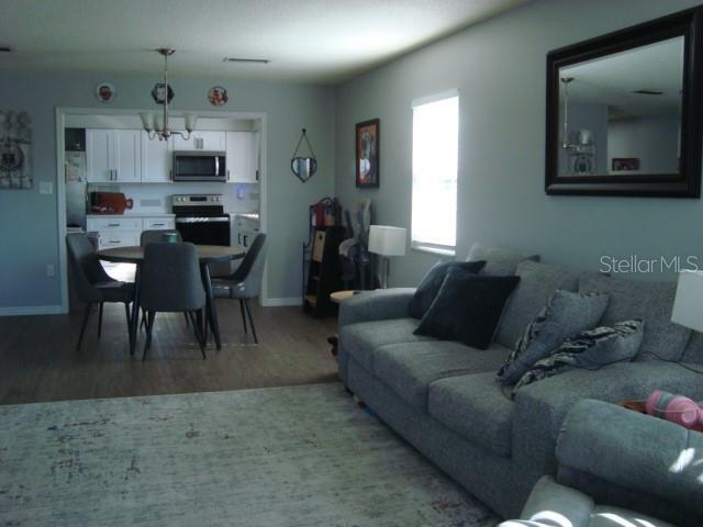 Building Photo - 1706 Belleair Forest Dr