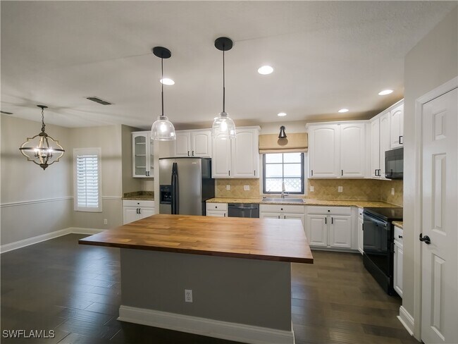 Building Photo - 1012 Jeater Bend Dr