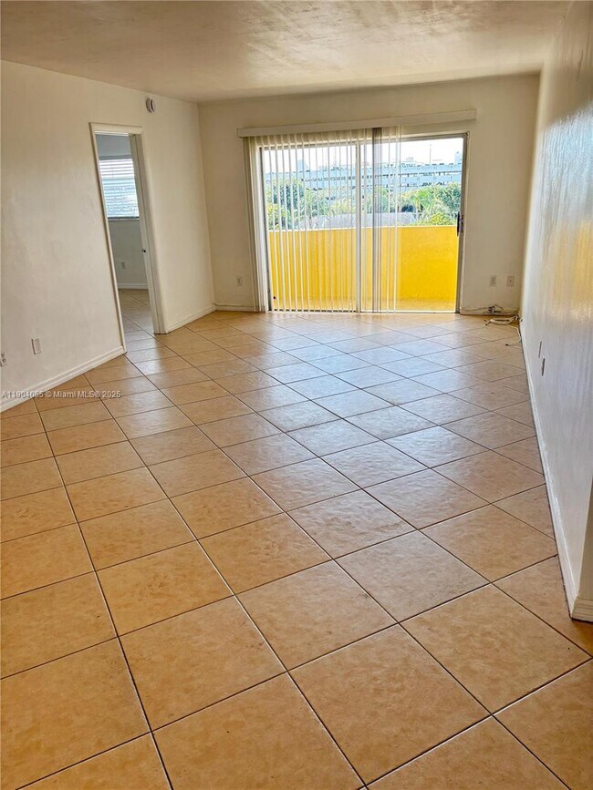 Building Photo - 7410 SW 82nd St