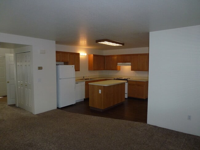 Building Photo - gbfront