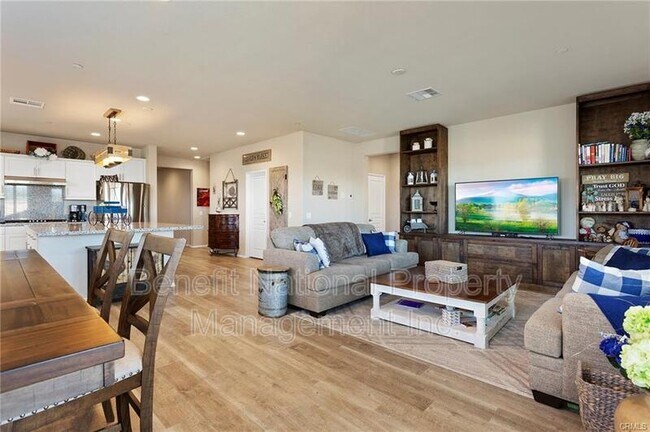 Building Photo - 24848 Coldwater Canyon Trail