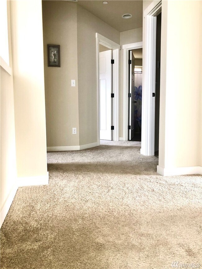 Building Photo - 20309 79th St Ct E