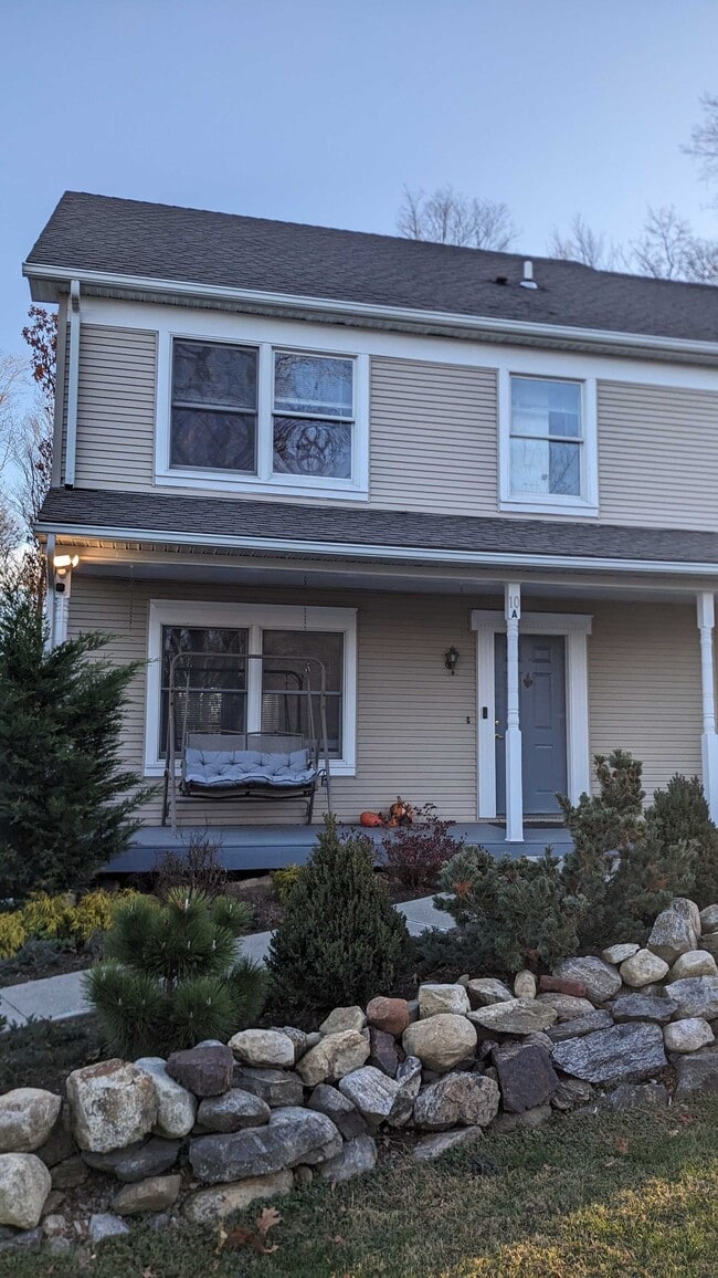 Primary Photo - 10 Wells Woods Ln