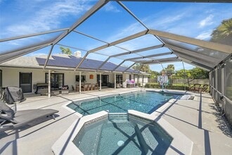 Building Photo - 8606 Arrowhead Dr