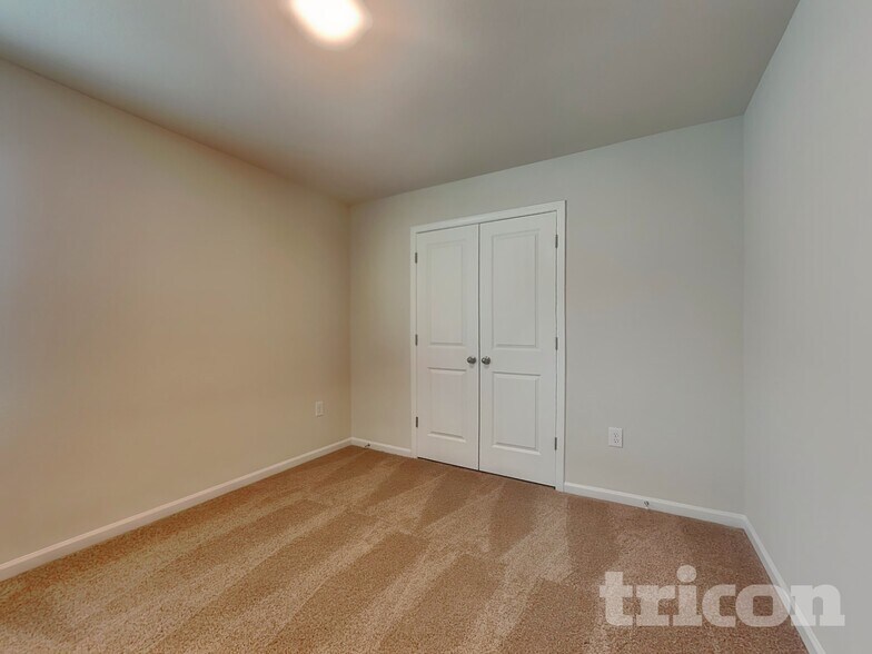 Building Photo - 6432 Lowe Ln