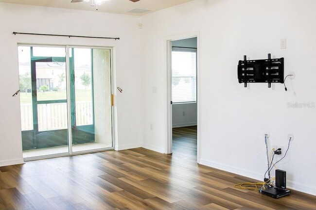 Building Photo - 8089 Pelican Reed Cir