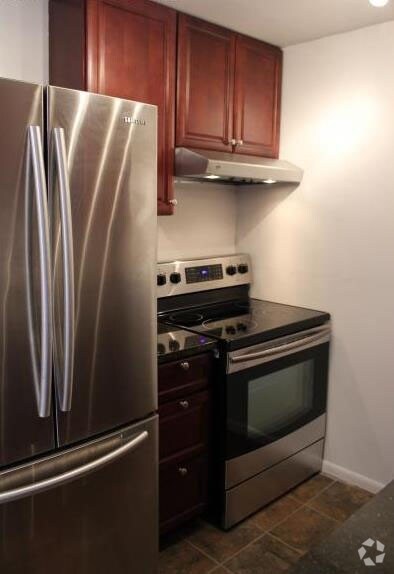 Kitchen - 873 West Boulevard