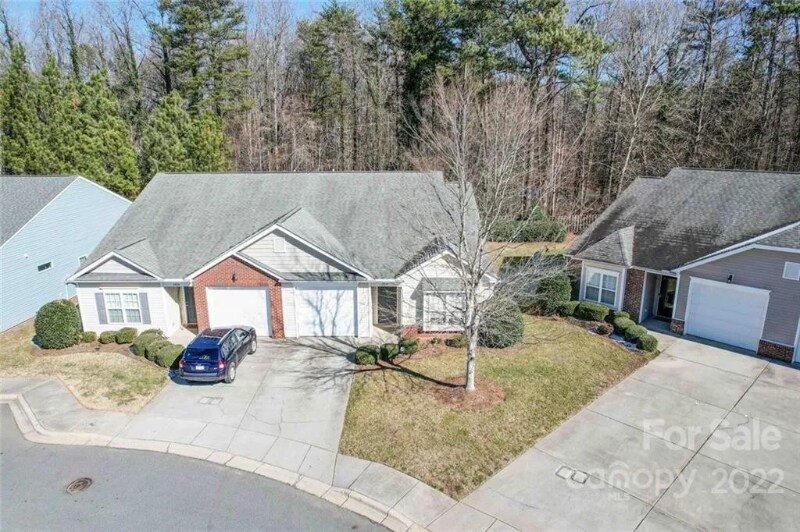 Building Photo - 5814 Bradford Lake