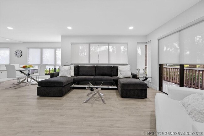Building Photo - 505 Brackenwood Pl
