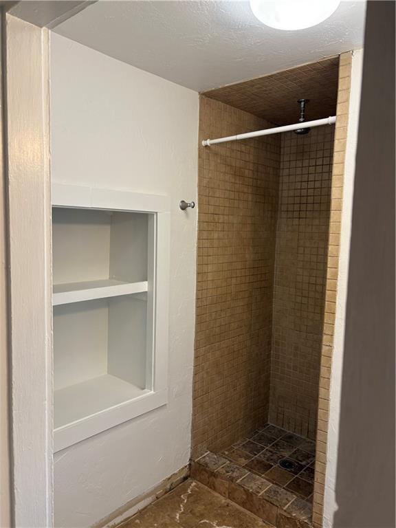 Building Photo - 31 Bayside Ave