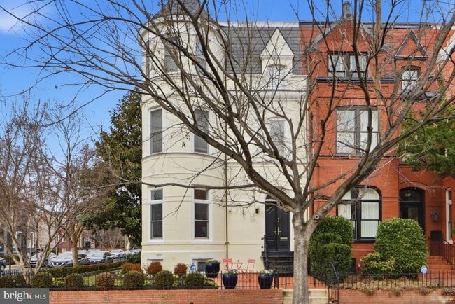 Building Photo - 949 S St NW