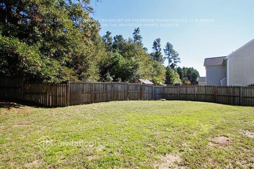 Building Photo - 3752 Cashew Dr