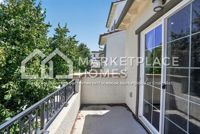 Building Photo - 222 Miro Ave