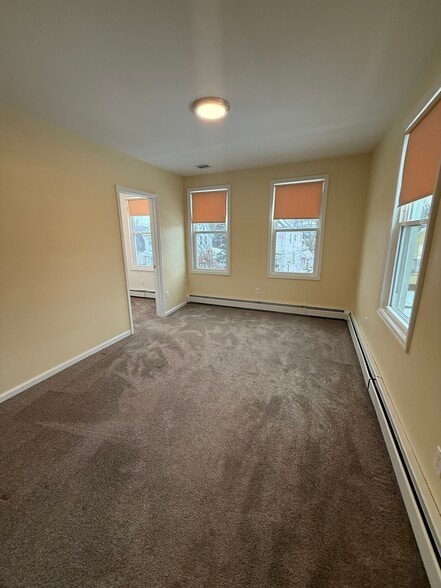 Building Photo - 7 Cortland St