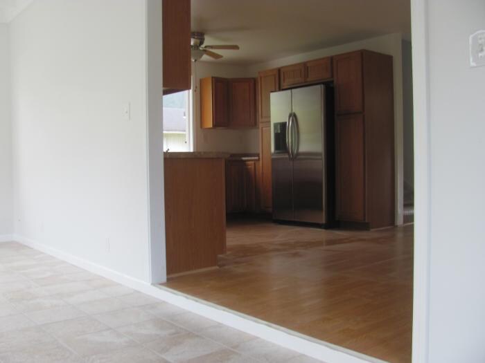 Building Photo - 45-606-606 Mahinui Rd