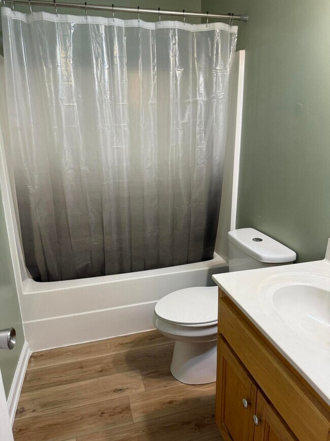 Building Photo - 2980 Kaempfer Cir