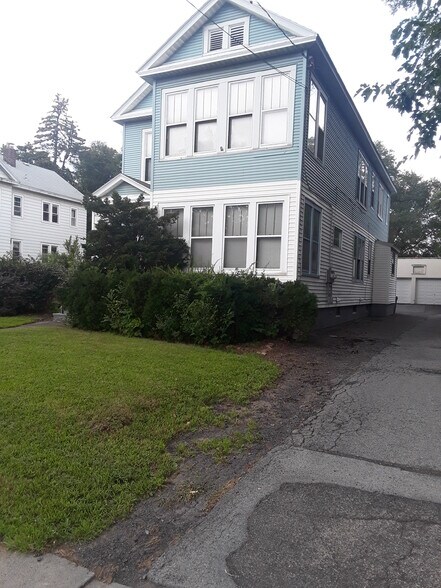 Building Photo - 1057 Washington Ave