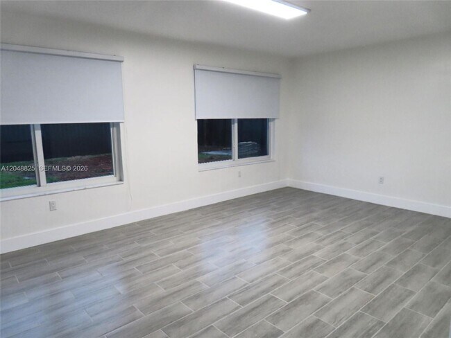 Building Photo - 1030 SW 96th Ave