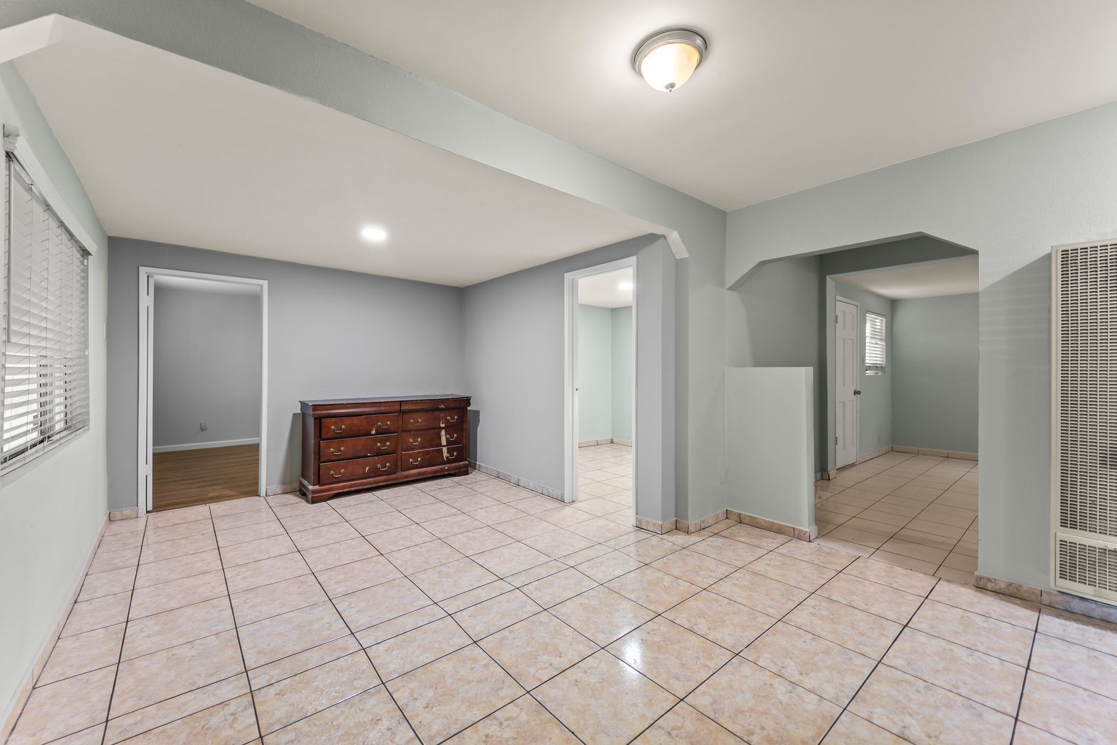 Building Photo - 6297 Orizaba Ave