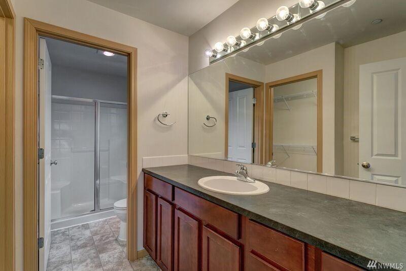 Building Photo - 351 Tremont Ave