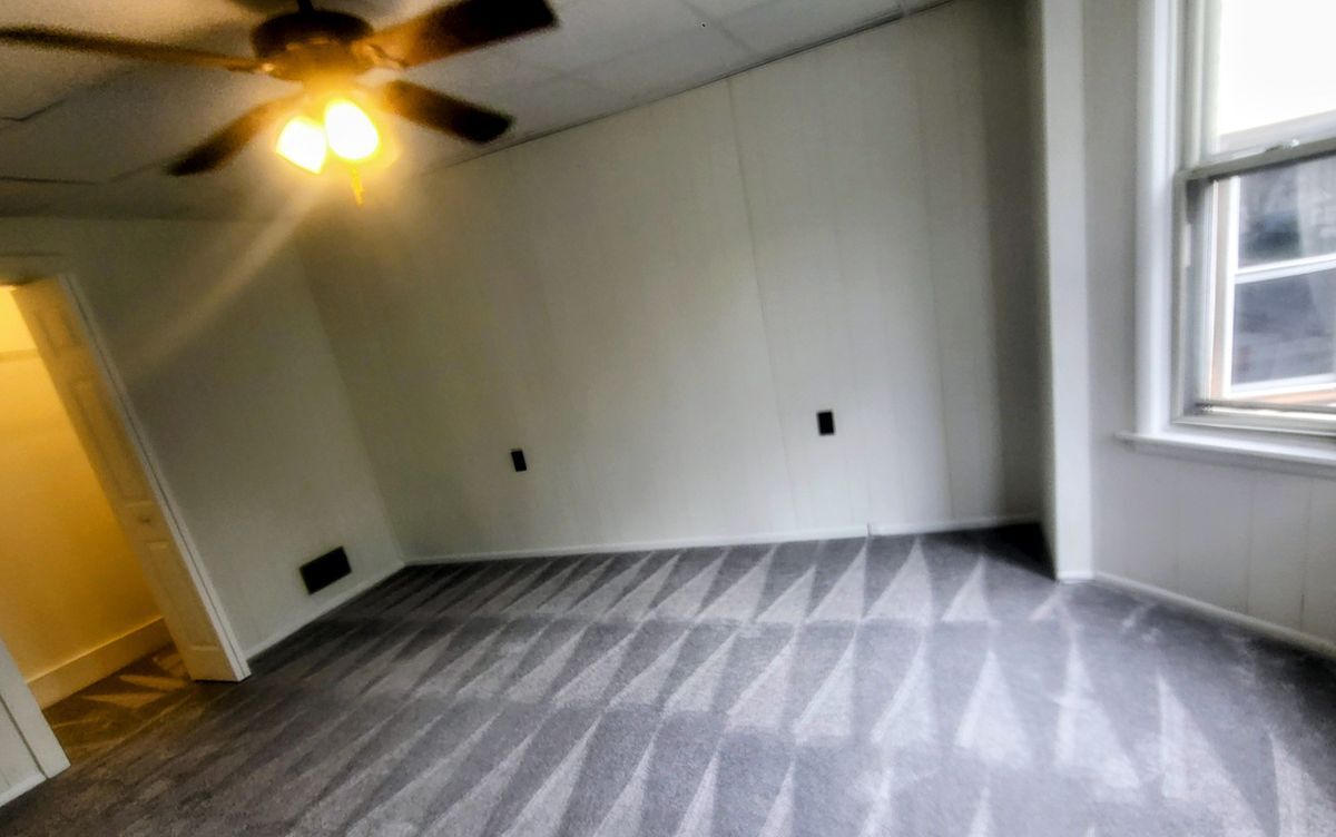 Building Photo - 640 S 2nd St