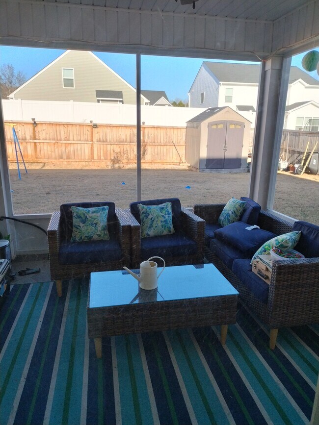 Building Photo - 437 Marietta Ln