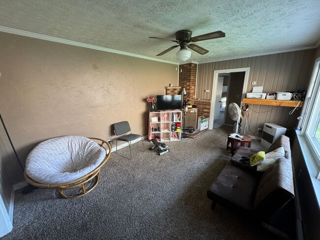 Building Photo - 168 Roy E Brown Rd