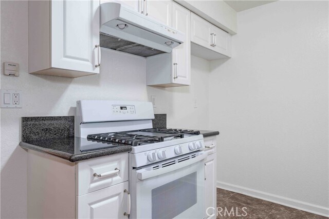 Building Photo - 208 19th St