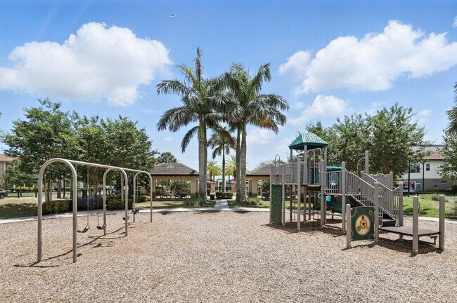 Building Photo - 9820 Bucklow Hill Dr