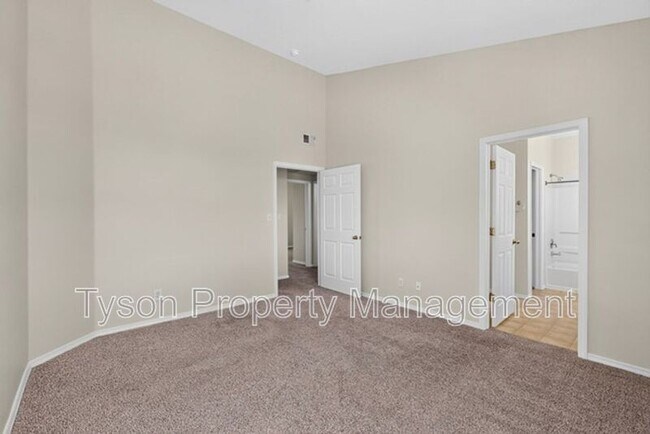 Building Photo - 4209 Ridgeway Ct