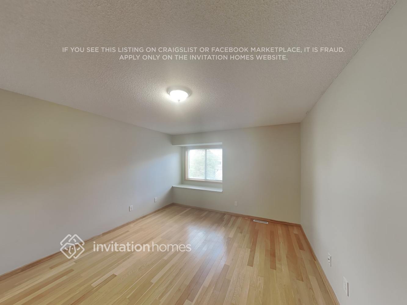 Building Photo - 14333 Hickory Way