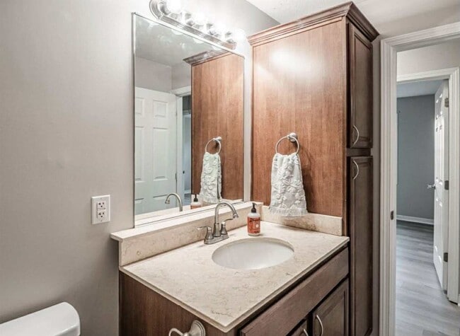 Building Photo - 4213 Hunters Trce