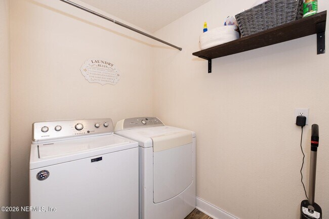 Building Photo - 2989 Rock Creek Ct