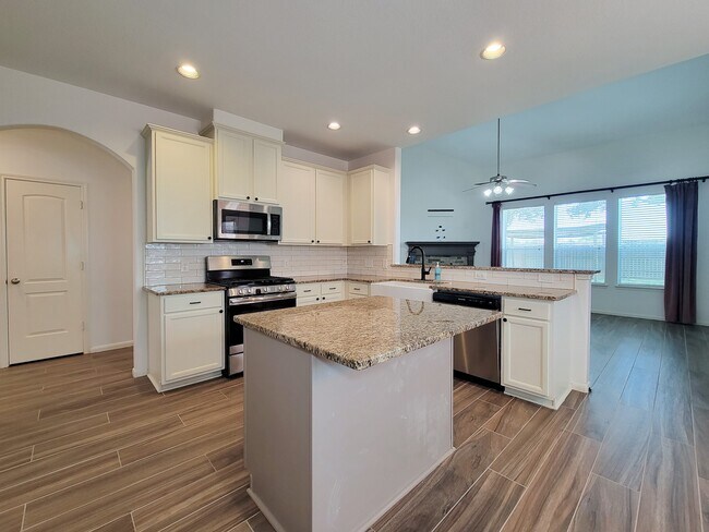 Building Photo - 6511 Canyon Mist Ln