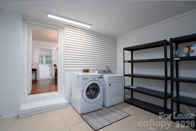 Building Photo - 3227 Mayfield Ave