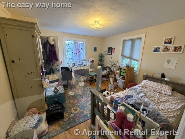 Building Photo - 167-169 Summer St Unit #2