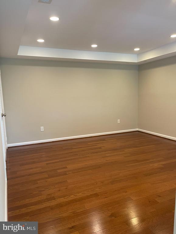 Building Photo - 8024 QUARRY RIDGE Way