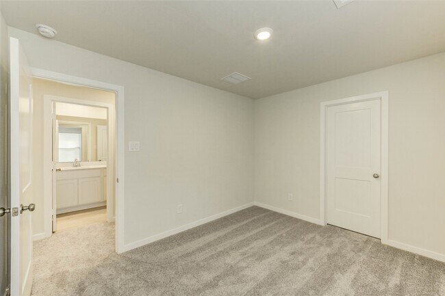 Building Photo - 21526 George Wayne Wy