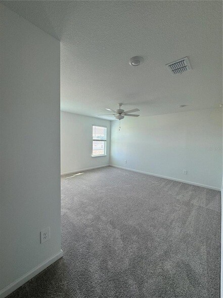 Building Photo - 6660 SW 89th Loop