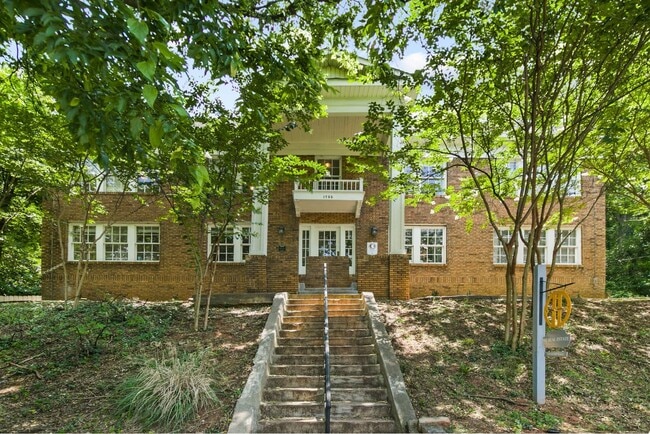 Interior Photo - Henger Hall
