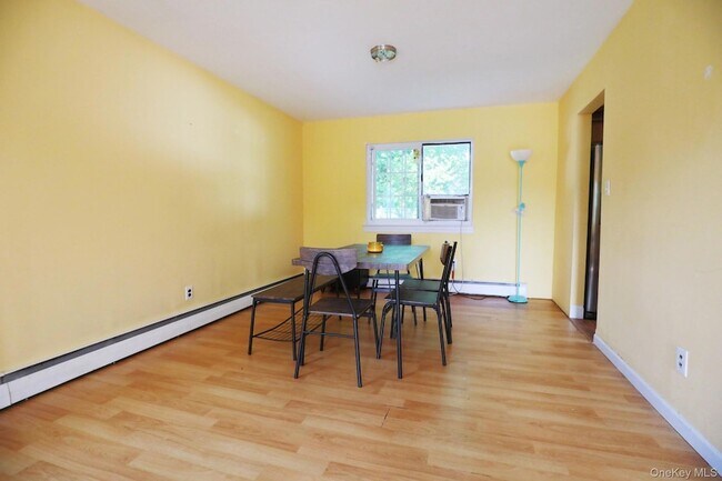 Building Photo - 19 Balin Ave