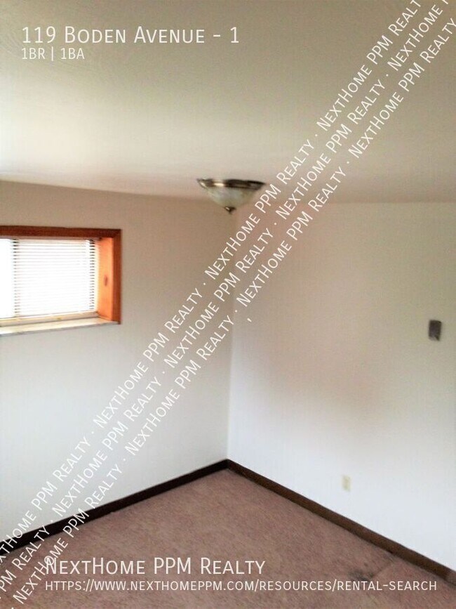 Building Photo - 119 Boden Ave