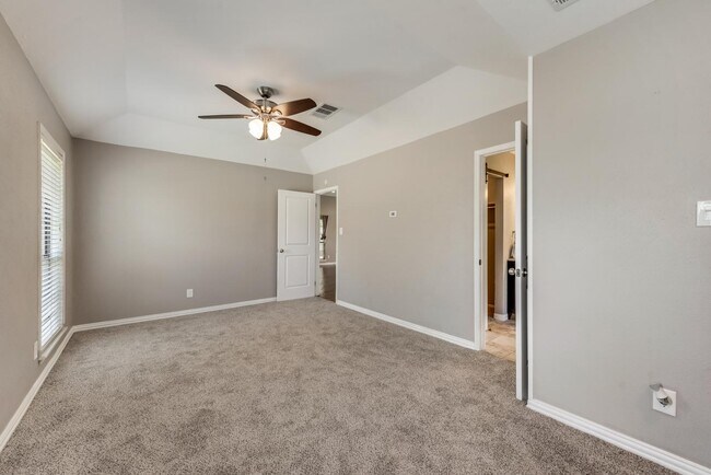 Building Photo - 1612 Cayman Cir