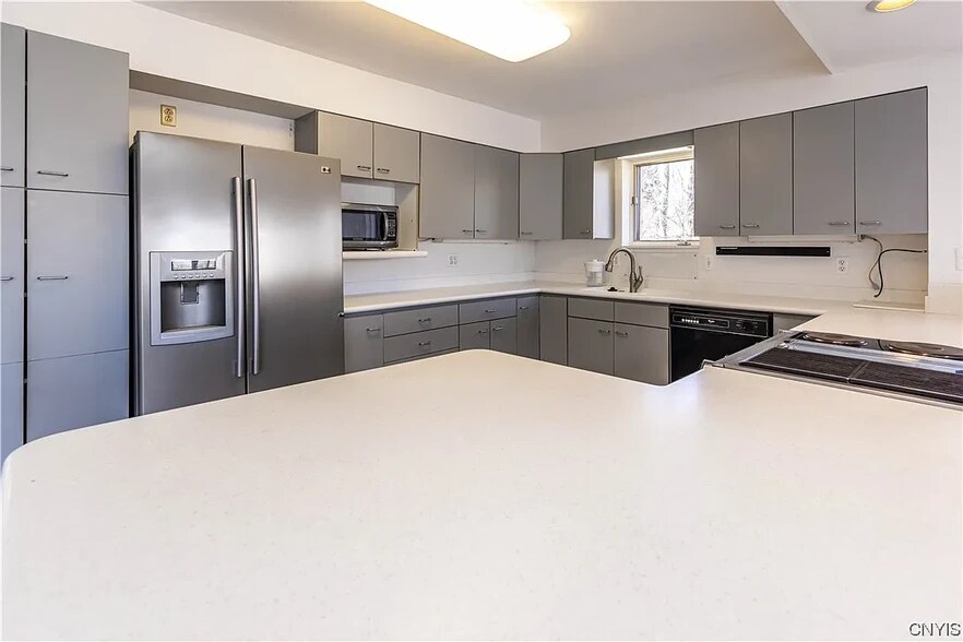 Building Photo - 7520 Spectrum Way